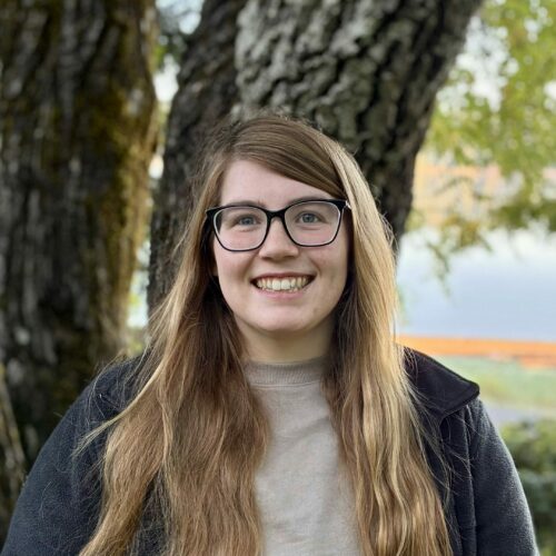 Erin Roberts Headshot